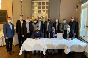 Foto: Die Konferenz unterzeichnete jetzt in Emmerich am Rhein die Kooperationsvereinbarung „graue Flecken“